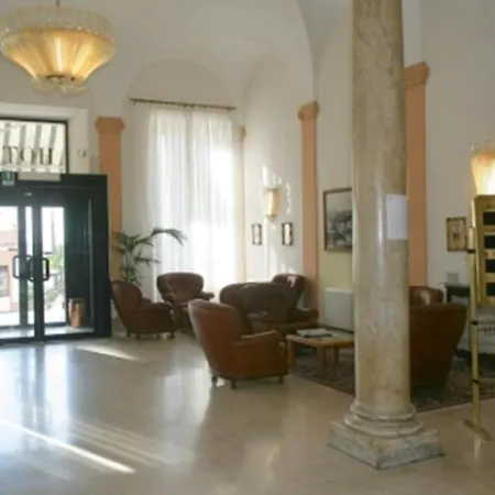 Hotell Mediterranee 3*