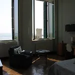 ホテル メディテラネ ジェノヴァ