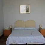 メディテラネ
