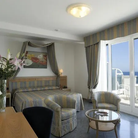 Mediterranee Hotel Genoa