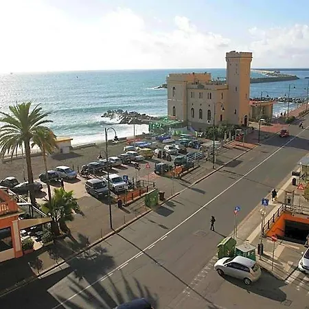 Mediterranee Szálloda