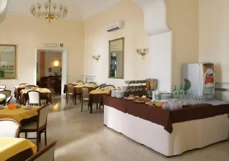 Szálloda Mediterranee