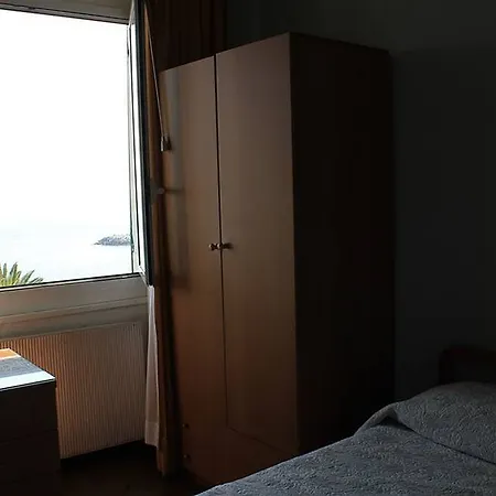 Otel Mediterranee 3*