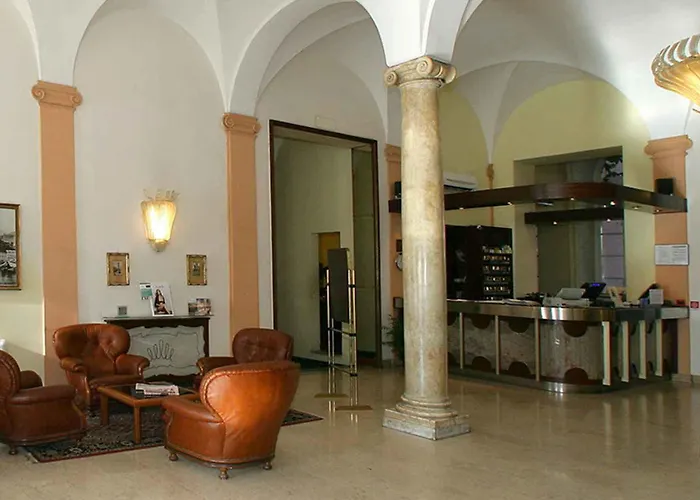 Hotel Mediterranee 3*