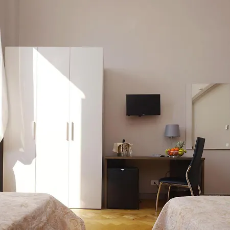 מלון Mediterranee ג'נובה