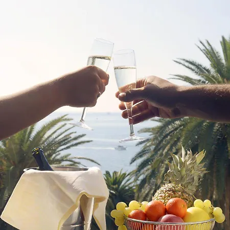 מלון Mediterranee 3*